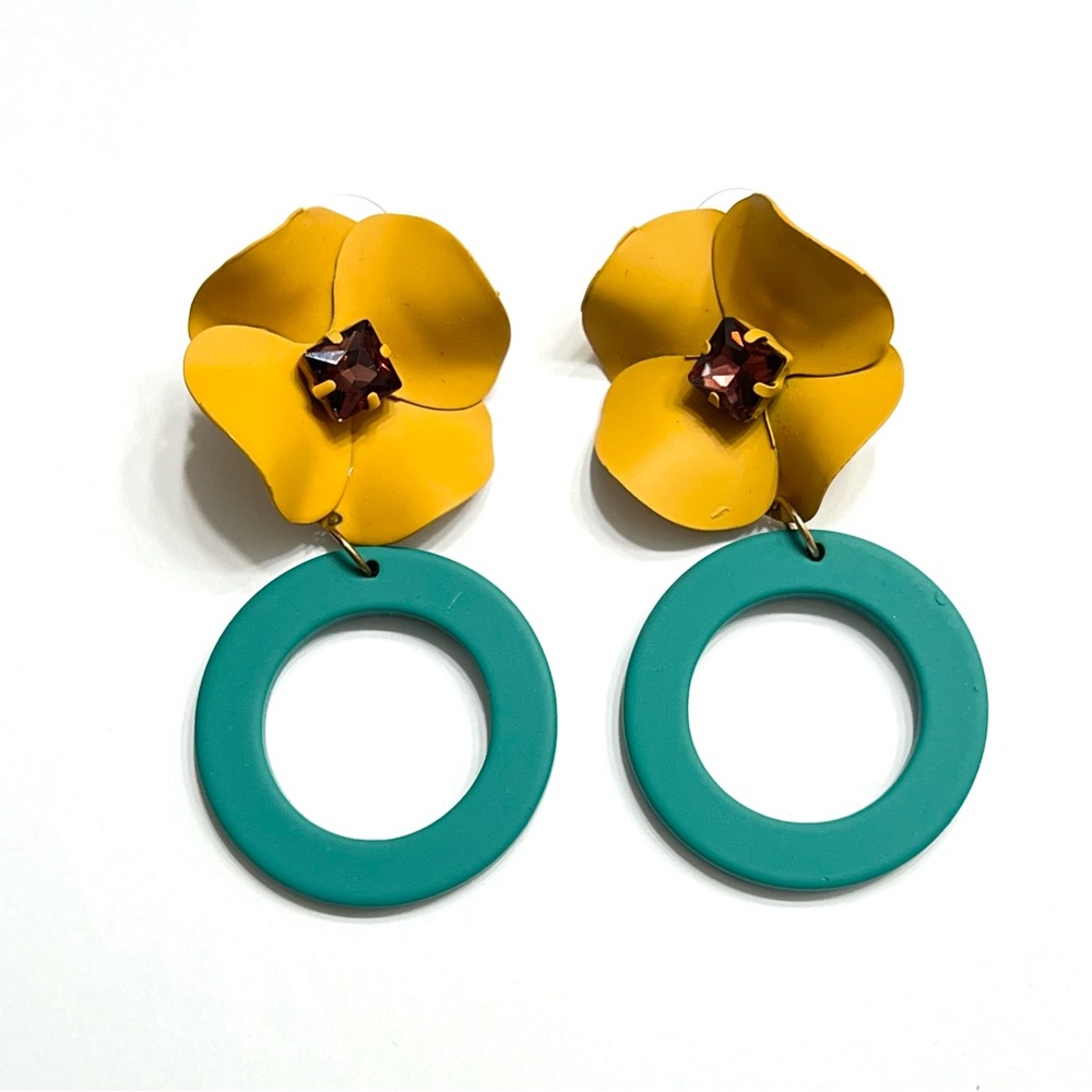 Plunder Genesis Earrings